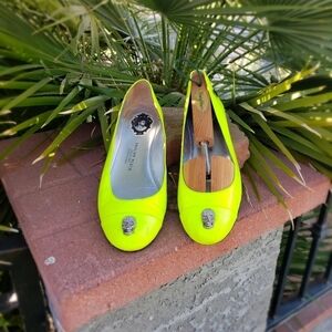 Philipp Plein Neon Patent Leather Embellished Skull‎ Cap Toe Ballet
